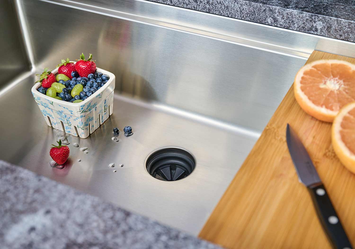 3 foot 16 gauge stainless steel undermount workstation kitchen sink with bamboo cutting board and undermount drain