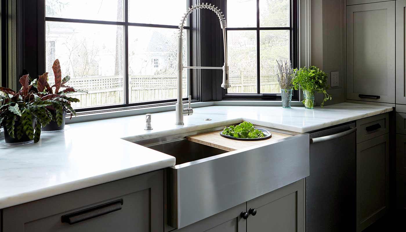 Stunning 37 inch farmhouse style apron front sink in 16 gauge stainless steel