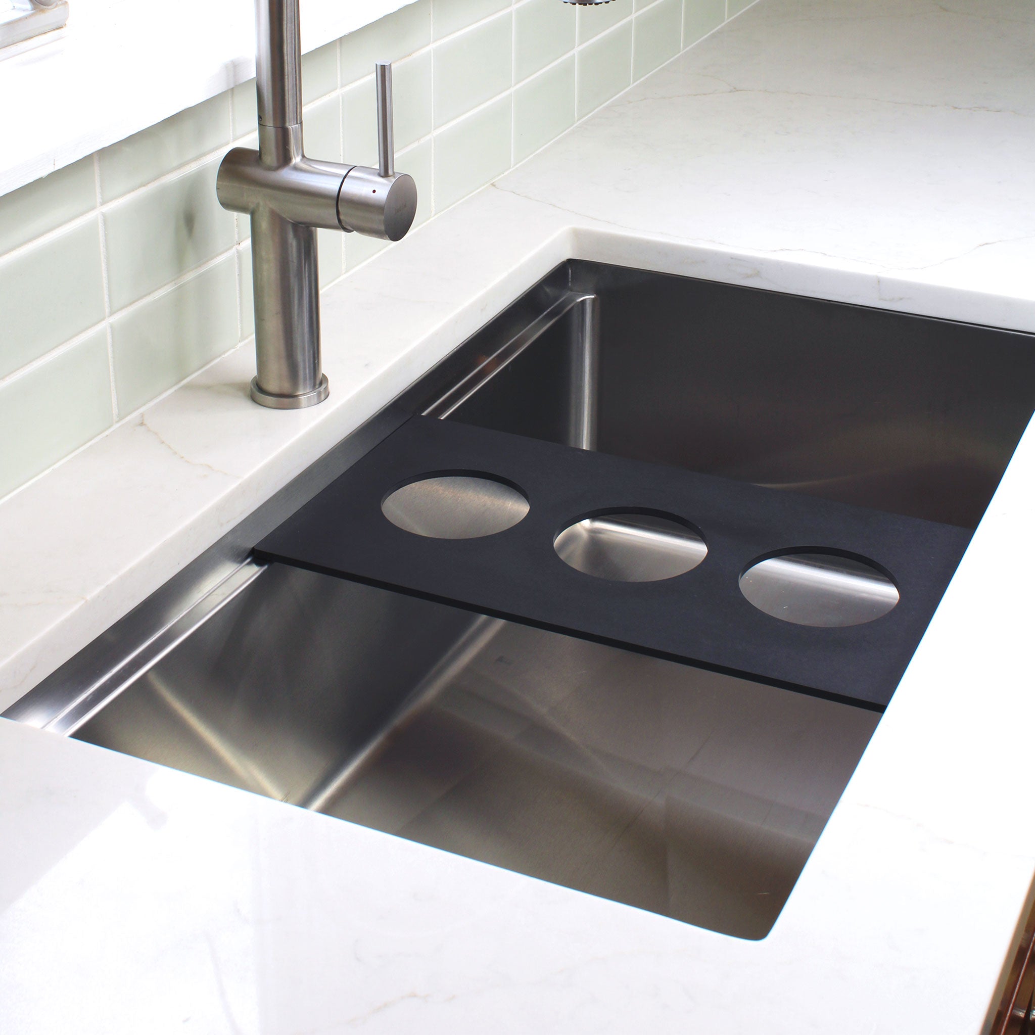 Workstation Sink Accessory - 9 Utensil Cup Holder in Black (LCB-UTENS –  Create Good Sinks