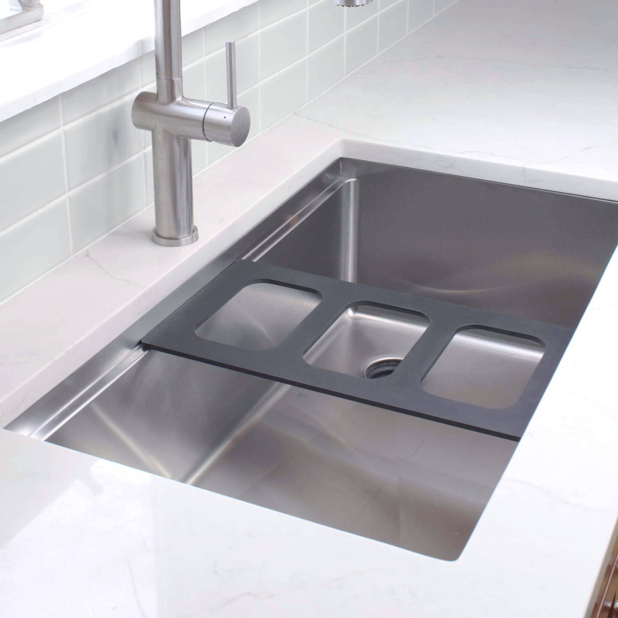 3 bowl serving set in matte black workstation sink accessory